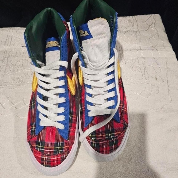 Nike Blazer Mid 77 Coming to America Red Plaid CW3044-600 Mens Size 9